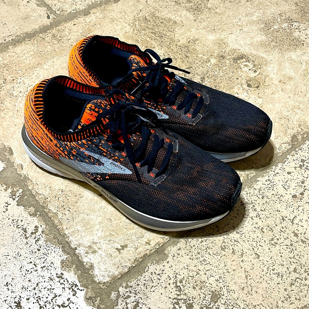 Brooks Ghost DNA Size 9 Mens  Medium D Black Orange Running Athletic Sneakers 👟